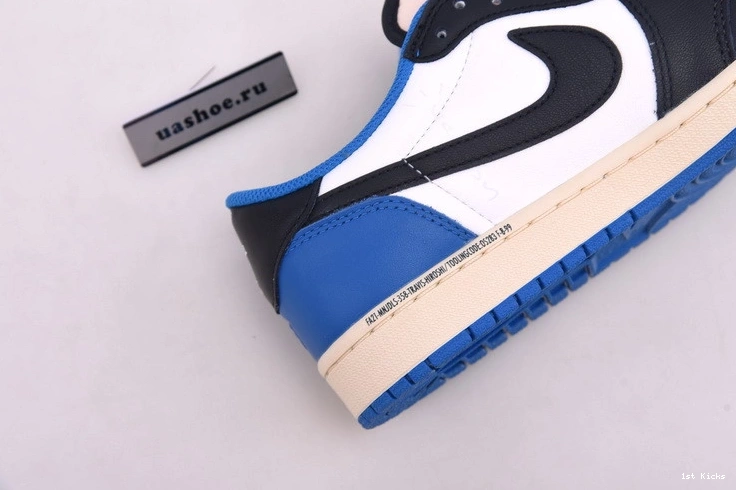 Jordan Scott Low Fragment Air DM7866-140 1 Travis 1023